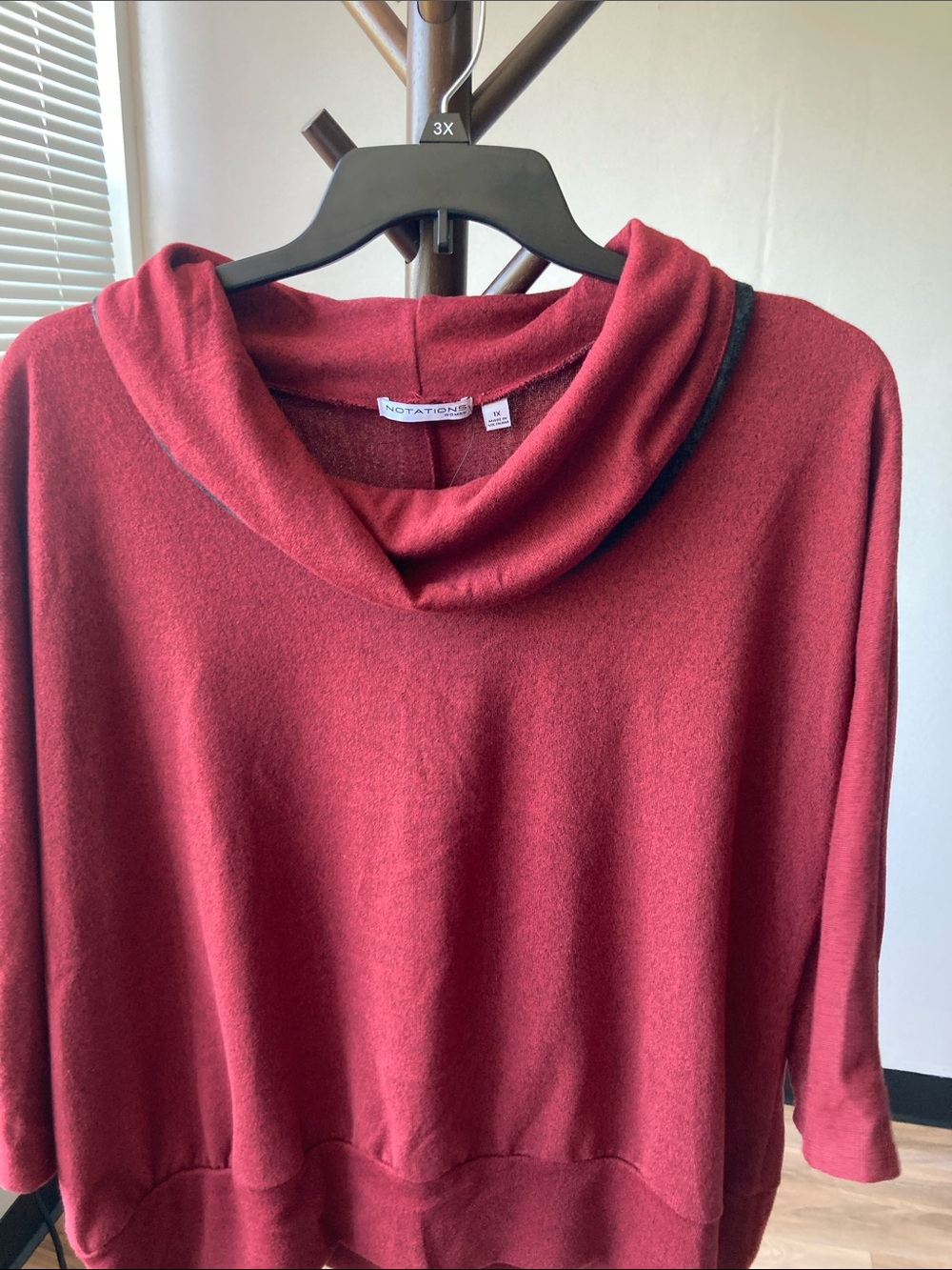 NY Collection a red and gray Heathered top 1X - Picture 4 of 17